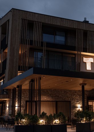 Tratterhof Bildergalerie – Mountain Sky Hotel Tratterhof Bildergalerie – Mountain Sky Hotel