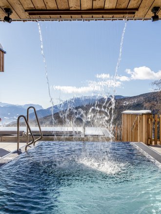 Tratterhof Bildergalerie – Mountain Sky Hotel Tratterhof Bildergalerie – Mountain Sky Hotel