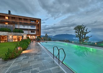 Tratterhof Bildergalerie – Mountain Sky Hotel Tratterhof Bildergalerie – Mountain Sky Hotel