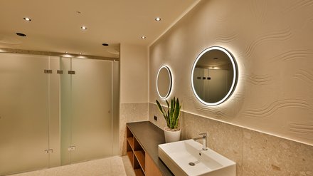 Piscine, relax e lusso allo Skywellness Tratterhof Piscine, relax e lusso allo Skywellness Tratterhof