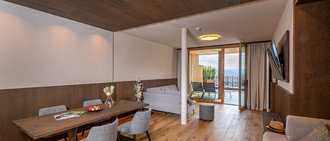 Tratterhof Bildergalerie – Mountain Sky Hotel Tratterhof Bildergalerie – Mountain Sky Hotel