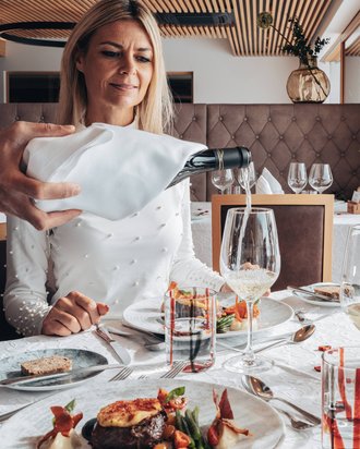 Tratterhof Bildergalerie – Mountain Sky Hotel Tratterhof Bildergalerie – Mountain Sky Hotel