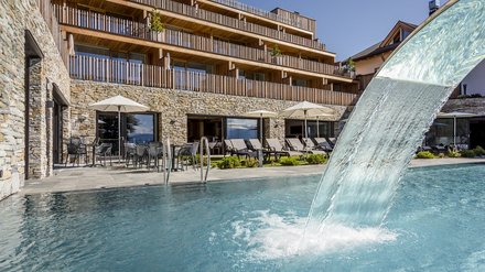 Piscine, relax e lusso allo Skywellness Tratterhof Piscine, relax e lusso allo Skywellness Tratterhof