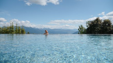 Adult only & Family SPA Adult only & Family SPA
