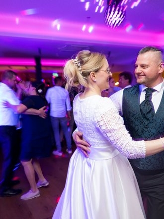 Frisch verheiratet Frisch verheiratet