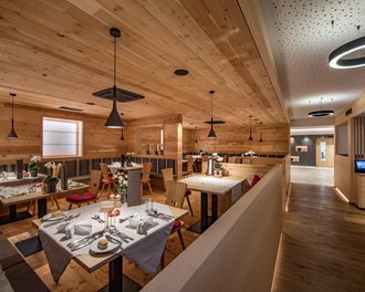 Tratterhof Bildergalerie – Mountain Sky Hotel Tratterhof Bildergalerie – Mountain Sky Hotel