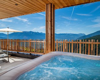 Tratterhof Bildergalerie – Mountain Sky Hotel Tratterhof Bildergalerie – Mountain Sky Hotel