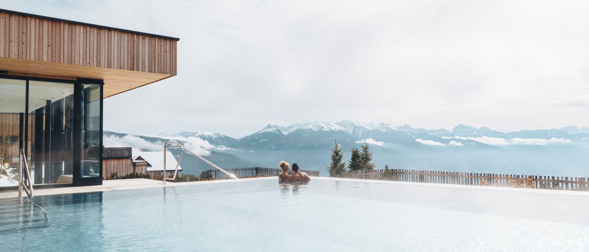 Hotel in Meransen mit Pool Hotel in Meransen mit Pool