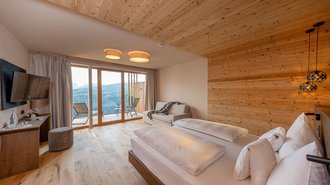 Tratterhof Bildergalerie – Mountain Sky Hotel Tratterhof Bildergalerie – Mountain Sky Hotel