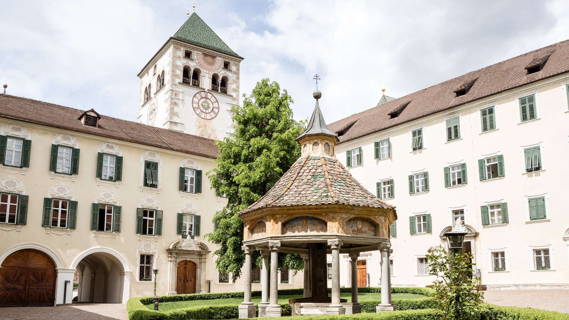 Die Vorteilskarte im Tratterhof Mountain Sky Hotel Die Vorteilskarte im Tratterhof Mountain Sky Hotel