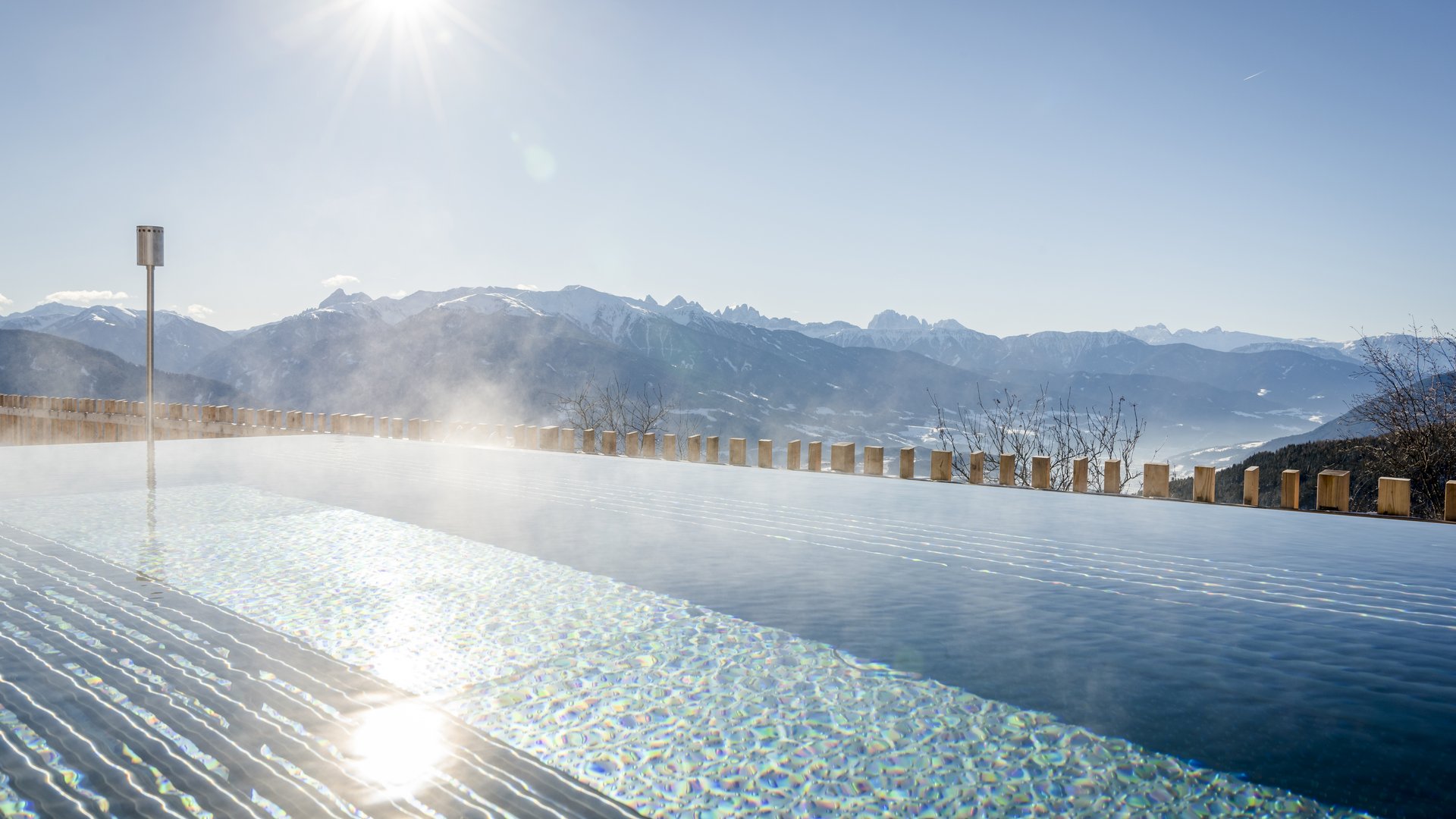 Infinity pool in the Dolomites: Tratterhof Infinity pool in the Dolomites: Tratterhof