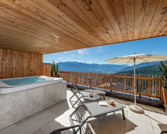 Tratterhof Bildergalerie – Mountain Sky Hotel Tratterhof Bildergalerie – Mountain Sky Hotel