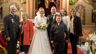 Frisch verheiratet Frisch verheiratet