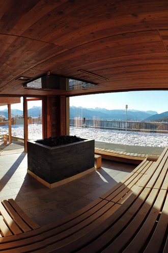 Tratterhof Bildergalerie – Mountain Sky Hotel Tratterhof Bildergalerie – Mountain Sky Hotel