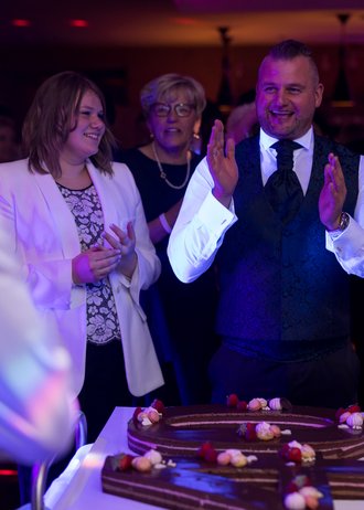 Frisch verheiratet Frisch verheiratet