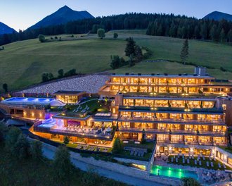 Tratterhof Bildergalerie – Mountain Sky Hotel Tratterhof Bildergalerie – Mountain Sky Hotel
