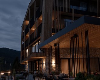 Tratterhof Bildergalerie – Mountain Sky Hotel Tratterhof Bildergalerie – Mountain Sky Hotel