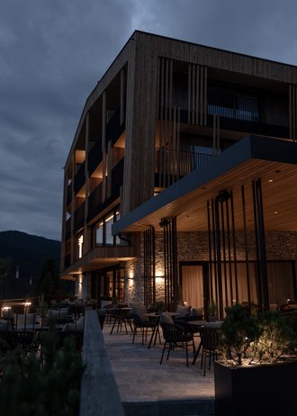 Tratterhof Bildergalerie – Mountain Sky Hotel Tratterhof Bildergalerie – Mountain Sky Hotel