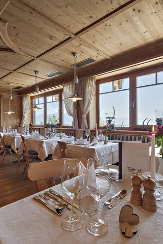 Tratterhof Bildergalerie – Mountain Sky Hotel Tratterhof Bildergalerie – Mountain Sky Hotel