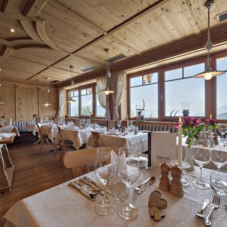 Tratterhof Bildergalerie – Mountain Sky Hotel Tratterhof Bildergalerie – Mountain Sky Hotel