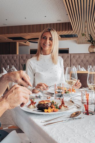 Tratterhof Bildergalerie – Mountain Sky Hotel Tratterhof Bildergalerie – Mountain Sky Hotel