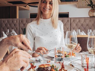 Tratterhof Bildergalerie – Mountain Sky Hotel Tratterhof Bildergalerie – Mountain Sky Hotel