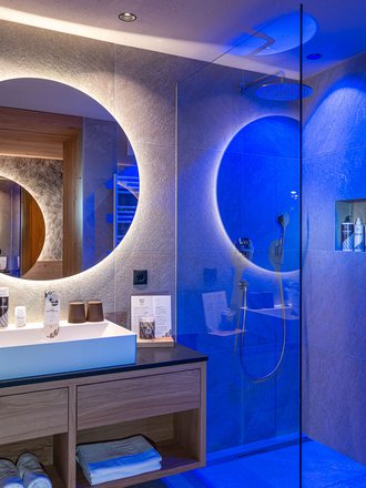 Tratterhof Bildergalerie – Mountain Sky Hotel Tratterhof Bildergalerie – Mountain Sky Hotel