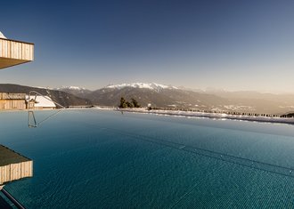 Tratterhof Bildergalerie – Mountain Sky Hotel Tratterhof Bildergalerie – Mountain Sky Hotel